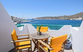 Porto Katapola Pension